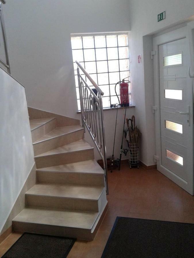 Apartment Mit- Mir Fondole Kültér fotó