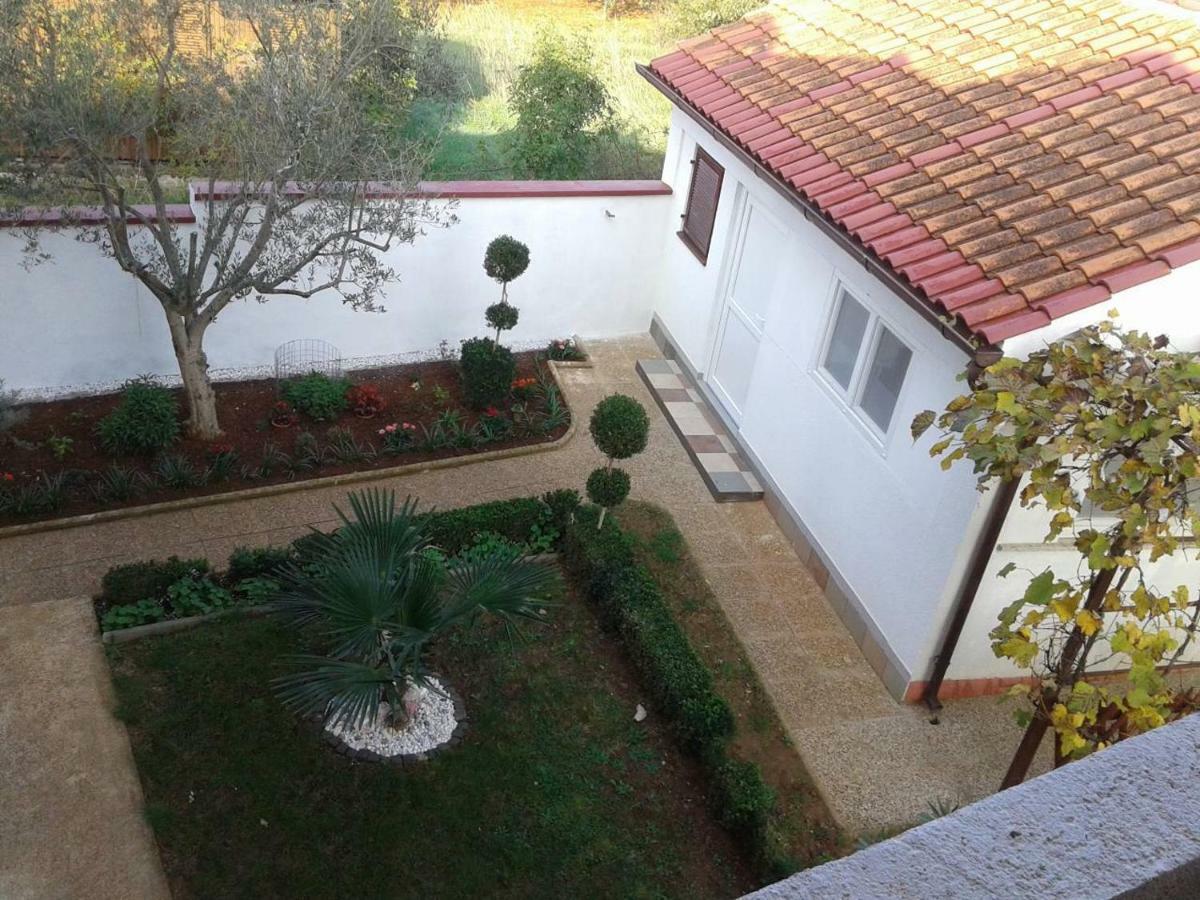 Apartment Mit- Mir Fondole Kültér fotó
