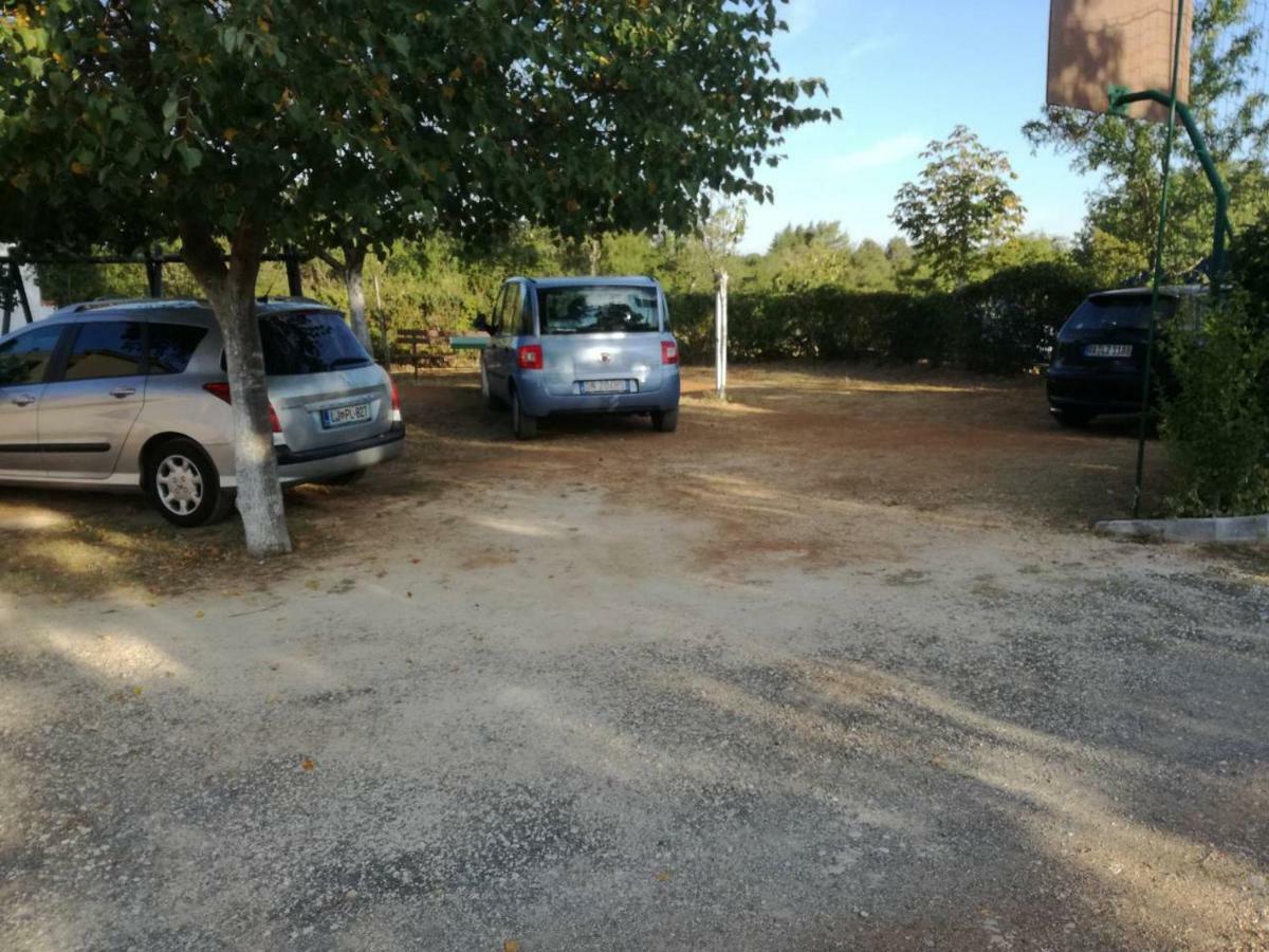 Apartment Mit- Mir Fondole Kültér fotó