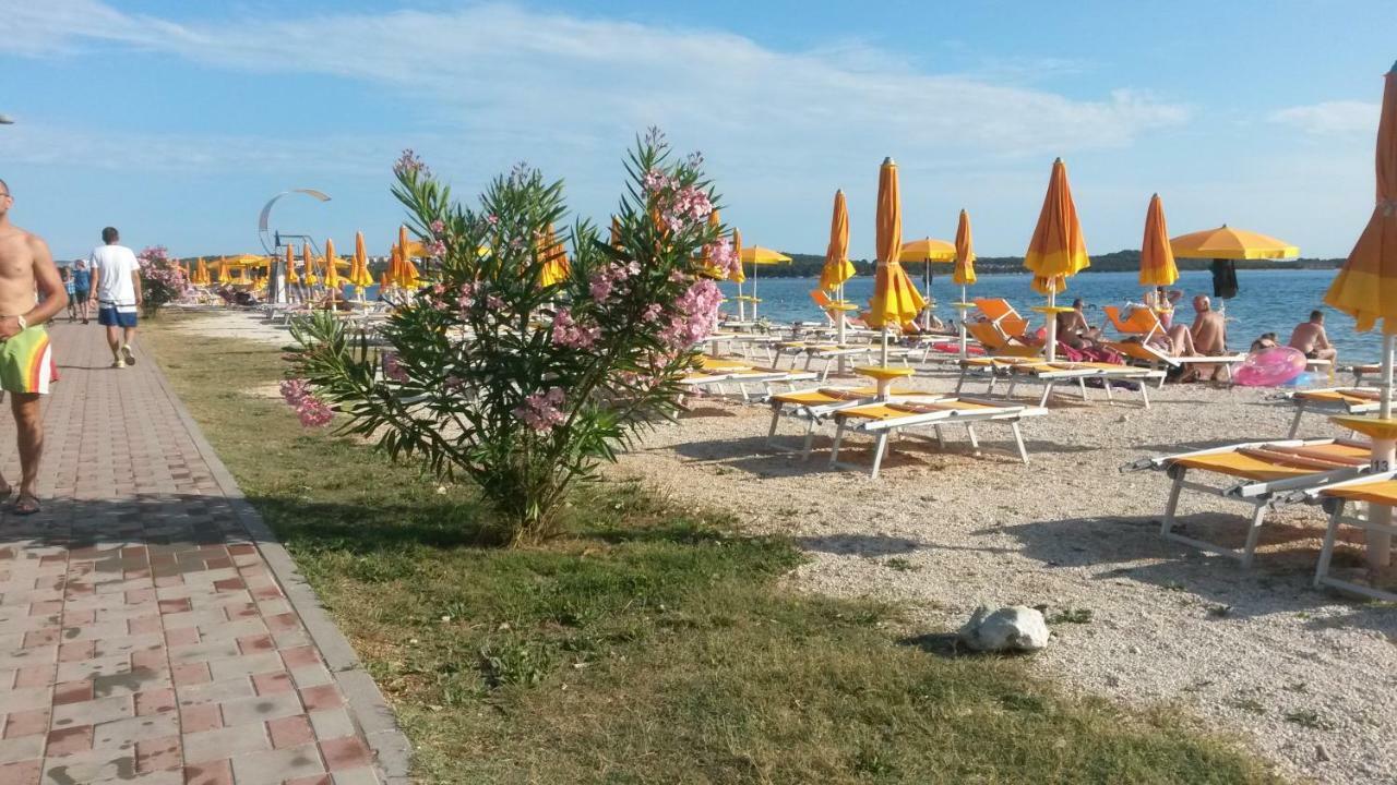 Apartment Mit- Mir Fondole Kültér fotó