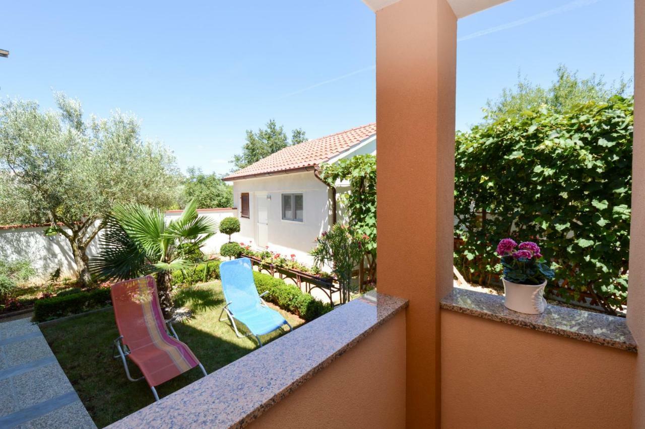 Apartment Mit- Mir Fondole Kültér fotó