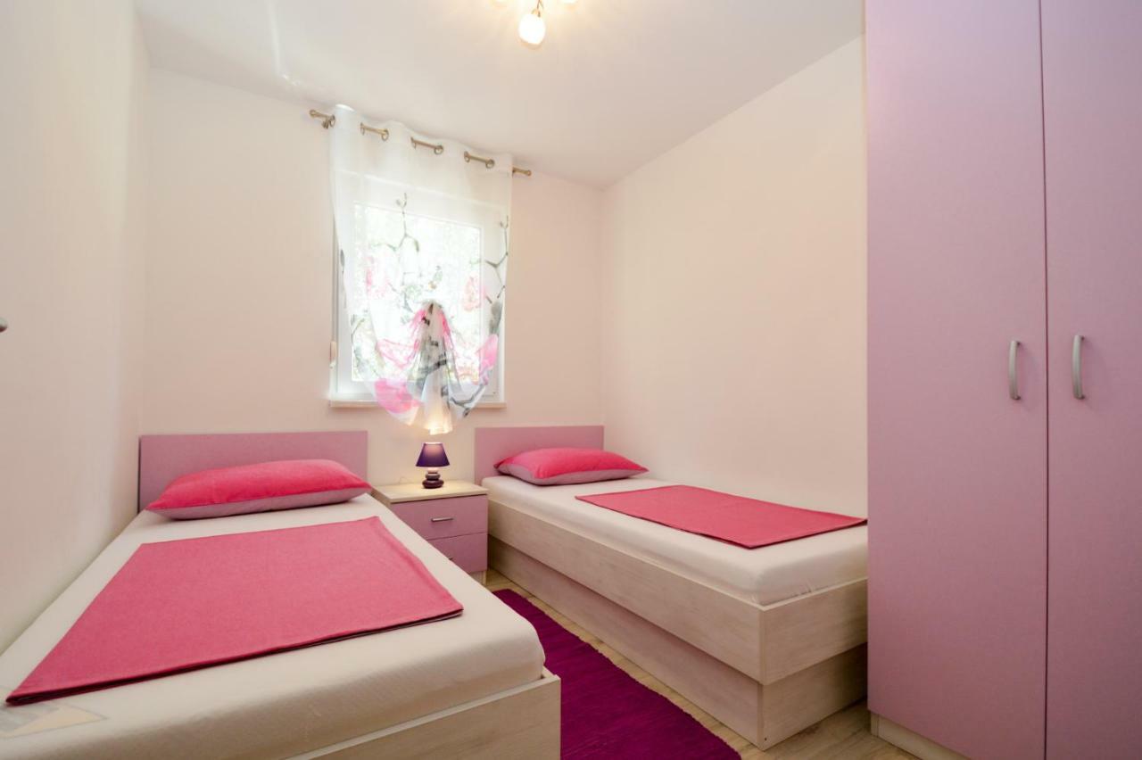 Apartment Mit- Mir Fondole Kültér fotó