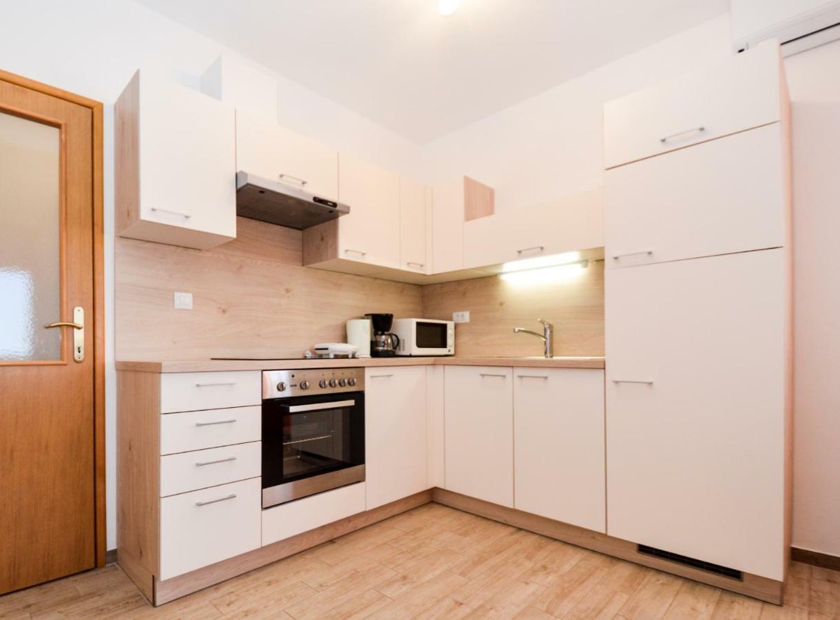 Apartment Mit- Mir Fondole Kültér fotó
