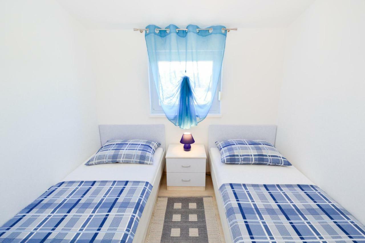 Apartment Mit- Mir Fondole Kültér fotó