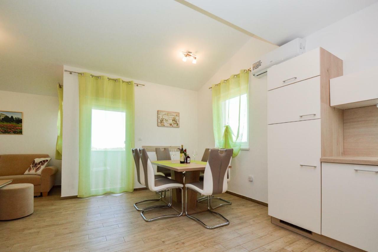 Apartment Mit- Mir Fondole Kültér fotó