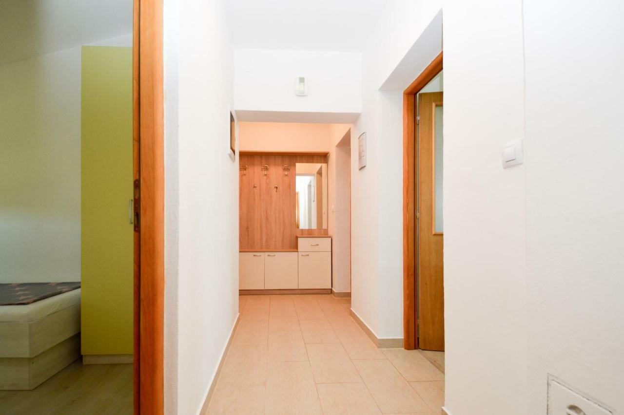 Apartment Mit- Mir Fondole Kültér fotó