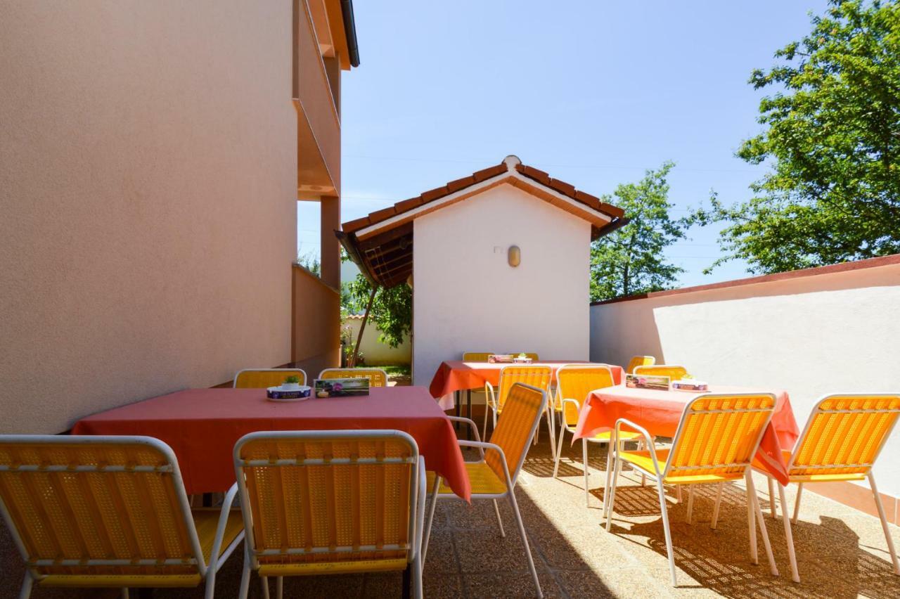 Apartment Mit- Mir Fondole Kültér fotó