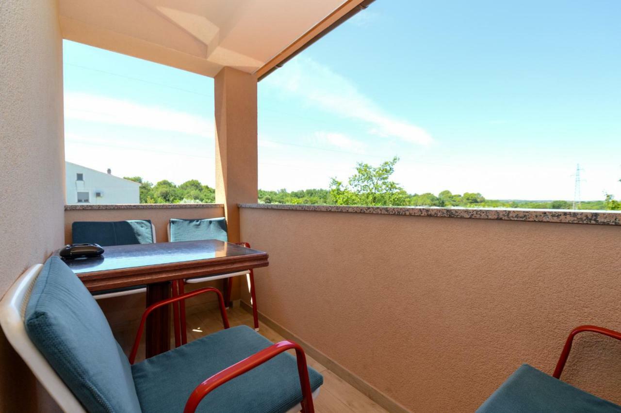Apartment Mit- Mir Fondole Kültér fotó